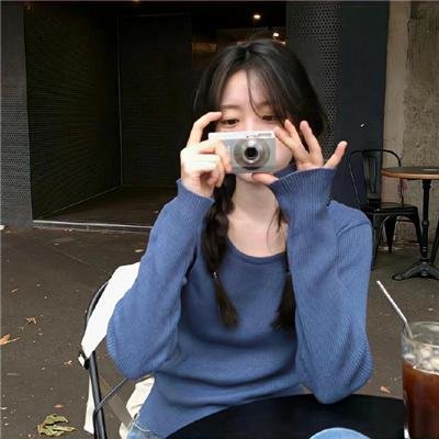 女仆们